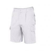 Bermuda-Shorts mit mehreren Taschen - -